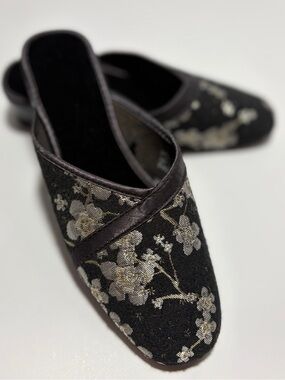 Black Silver Floral Brocade Mules Embroidered Slip On Slides Sz 5